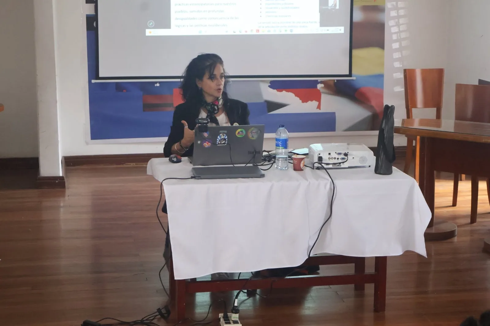 Sesión del Doctorado en Comunicación y Género